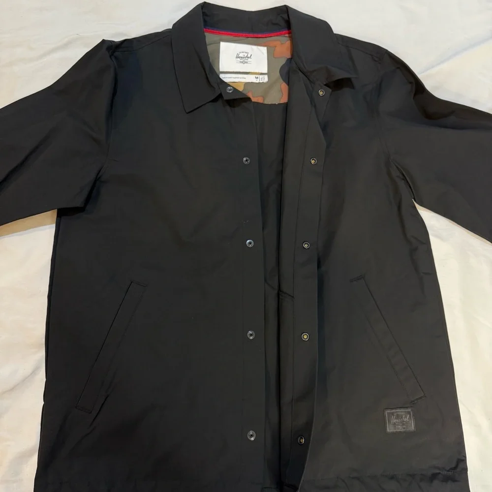 Men’s Herschel Coach Jacket - Picture 6 of 11